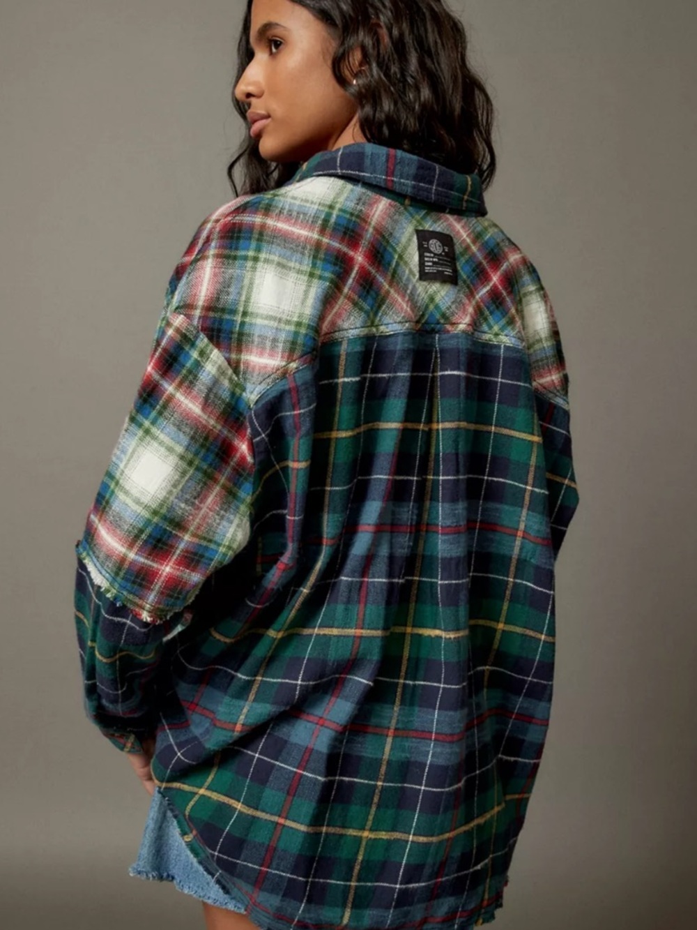 Urban Outfitters BDG One Way Or Another Plaid Flannel Buttondown NWT Size S - Picture 2 of 6